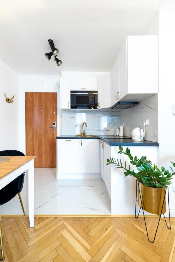 Apartament Olawska Wrocław Exteriör bild